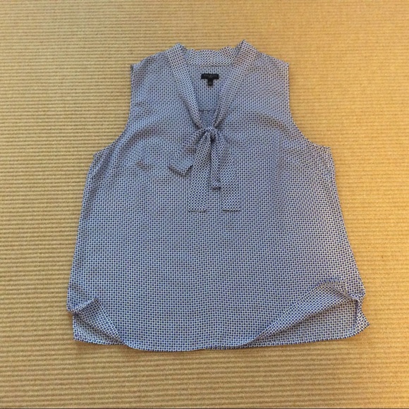 Talbots Blue Sleeveless V-Neck Front Tie Top - LP - Picture 9 of 11